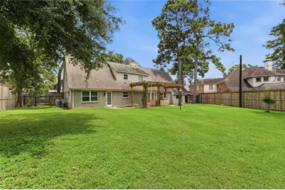 211 Faust Lane, Houston, TX 77024 - Photo 45
