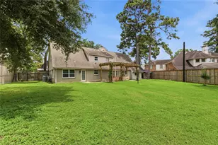 211 Faust Ln, Houston, TX 77024 - Photo 45