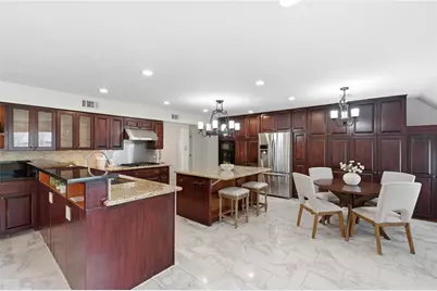 211 Faust Lane, Houston, TX 77024 - Photo 17