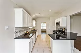 3131 Stratford Pointe Dr, Sugar Land, TX 77498 - Photo 13