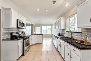 3131 Stratford Pointe Dr, Sugar Land, TX 77498 - Photo 15