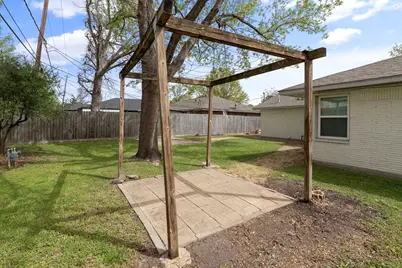 2131 Counter Point Drive, Houston, TX 77055 - Photo 23