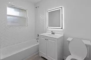 2131 Counter Point Dr, Houston, TX 77055 - Photo 15
