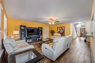 1805 Majestic Oak Drive, Pearland, TX 77581 - Photo 3