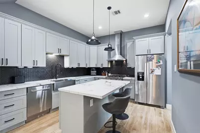 6734 Avenue P, Houston, TX 77011 - Photo 9