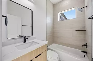 9108 Coffee St, Houston, TX 77033 - Photo 17