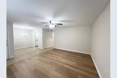 130 Oyster Creek Drive #21, Lake Jackson, TX 77566 - Photo 3