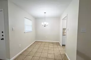 130 Oyster Creek Dr, Lake Jackson, TX 77566 - Photo 5