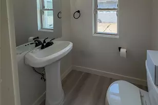 6811 Clara Ln, Rosharon, TX 77583 - Photo 11