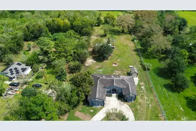 6811 Clara Lane, Rosharon, TX 77583 - Photo 1