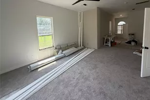 6811 Clara Ln, Rosharon, TX 77583 - Photo 9