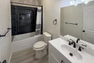 6811 Clara Ln, Rosharon, TX 77583 - Photo 5