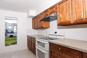 10920 Village Bend Ln, Houston, TX 77072 - Photo 7