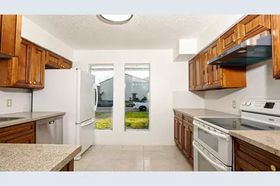10920 Village Bend Lane #920, Houston, TX 77072 - Photo 5
