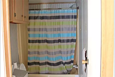 601 Travis Street, Alleyton, TX 78935 - Photo 9