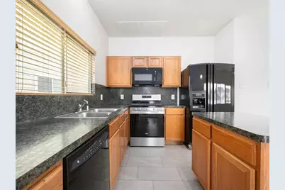 20827 Settlers Lake Circle N, Katy, TX 77449 - Photo 3
