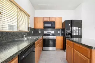 20827 Settlers Lake Cir N, Katy, TX 77449 - Photo 3