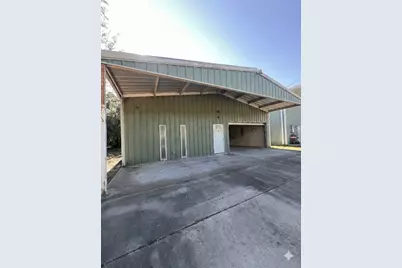 3814 Putnam Drive, Bacliff, TX 77518 - Photo 3