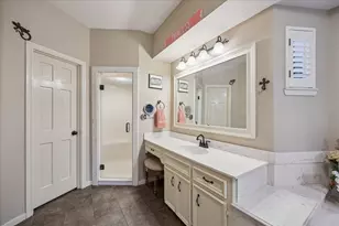 608 Westview Terrace Dr, Sealy, TX 77474 - Photo 17