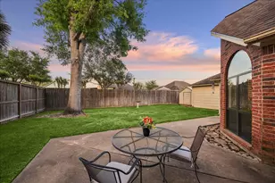 608 Westview Terrace Dr, Sealy, TX 77474 - Photo 19