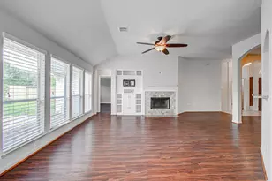 12808 Brook Arbor Ct, Pearland, TX 77584 - Photo 9