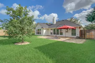 12808 Brook Arbor Ct, Pearland, TX 77584 - Photo 37