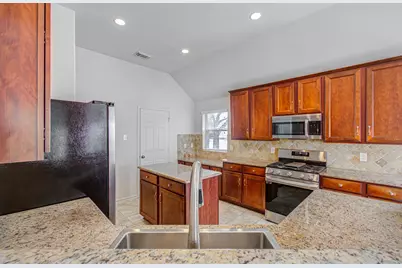 12808 Brook Arbor Court, Pearland, TX 77584 - Photo 15