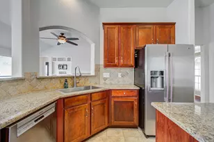 12808 Brook Arbor Ct, Pearland, TX 77584 - Photo 17