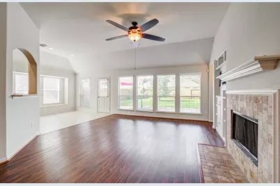 12808 Brook Arbor Court, Pearland, TX 77584 - Photo 9