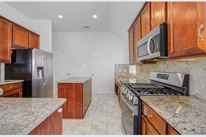 12808 Brook Arbor Court, Pearland, TX 77584 - Photo 19