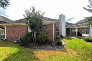 1718 Berkoff Dr, Sugar Land, TX 77479 - Photo 45
