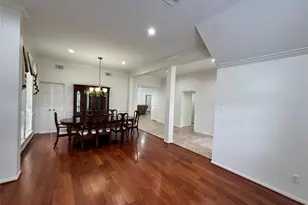 1718 Berkoff Dr, Sugar Land, TX 77479 - Photo 7