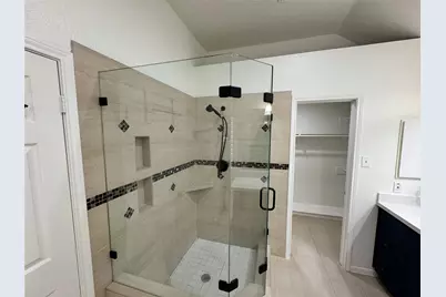 1718 Berkoff Drive, Sugar Land, TX 77479 - Photo 37