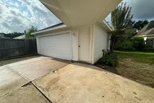 1718 Berkoff Dr, Sugar Land, TX 77479 - Photo 39