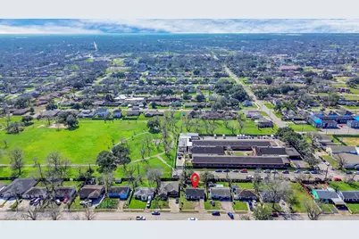 4926 Van Fleet Street, Houston, TX 77033 - Photo 11