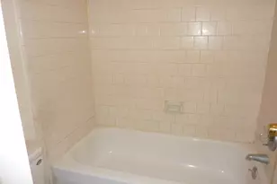 8916 Carousel Ln, Houston, TX 77080 - Photo 13