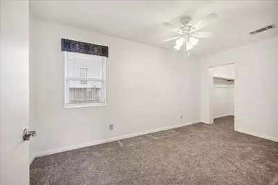9110 Cliffwood Drive, Houston, TX 77096 - Photo 19