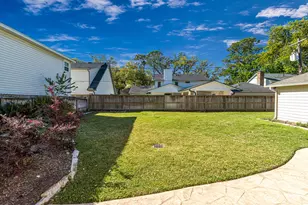 14735 Kellywood Ln, Houston, TX 77079 - Photo 37