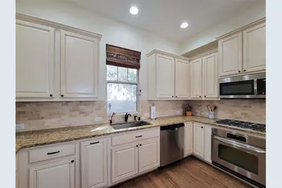 772 Nicholson Street, Houston, TX 77007 - Photo 9