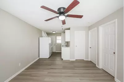 6014 Collingsworth Street #2, Houston, TX 77026 - Photo 5