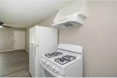 6014 Collingsworth Street #2, Houston, TX 77026 - Photo 7