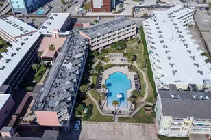 6300 Seawall Blvd, Galveston, TX 77551 - Photo 19