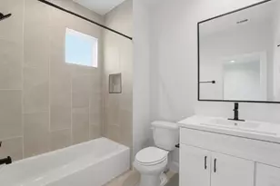 9211 Ft George St, Houston, TX 77063 - Photo 21