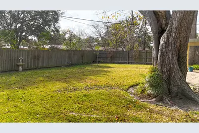 907 Peach Street, El Campo, TX 77437 - Photo 25