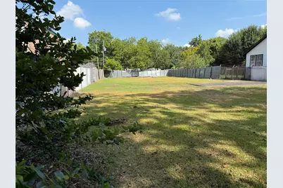 7327 Lindencrest Street, Houston, TX 77061 - Photo 1