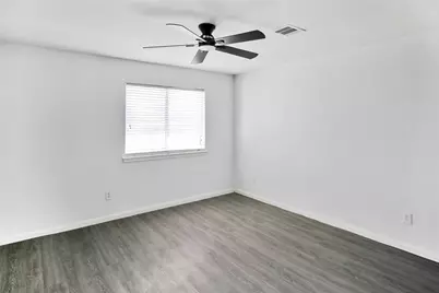 511 Chaseway Drive, Missouri City, TX 77489 - Photo 17