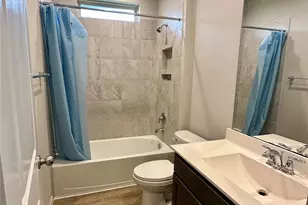 454 Westlake Lndg, Conroe, TX 77304 - Photo 11