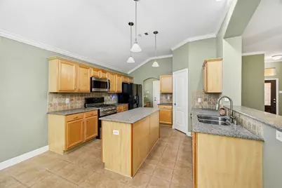 8218 Silver Lure Drive, Humble, TX 77346 - Photo 11