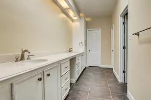 5203 Braesvalley Dr, Houston, TX 77096 - Photo 11