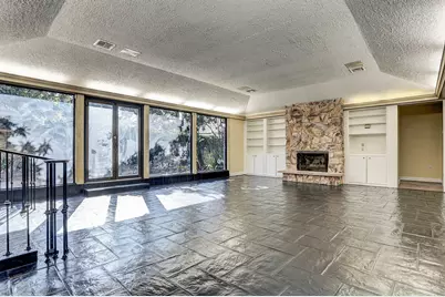5203 Braesvalley Drive, Houston, TX 77096 - Photo 5